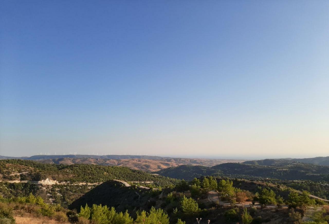 Savvas Brian Mountain House In Paphos Βίλα Πενταλιά Εξωτερικό φωτογραφία